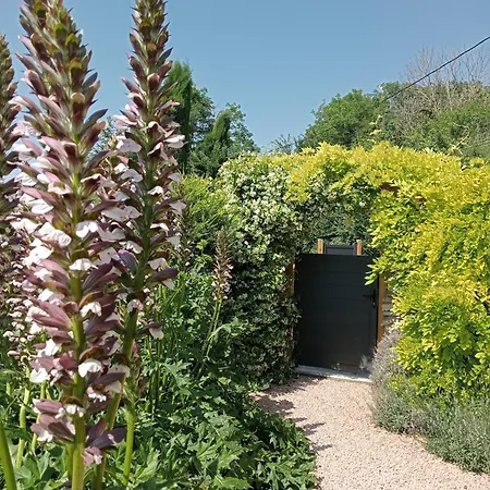 Auvergnat'home Ferienhaus Chaptuzat