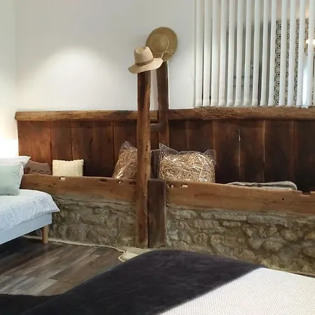 Auvergnat'home Ferienhaus Chaptuzat